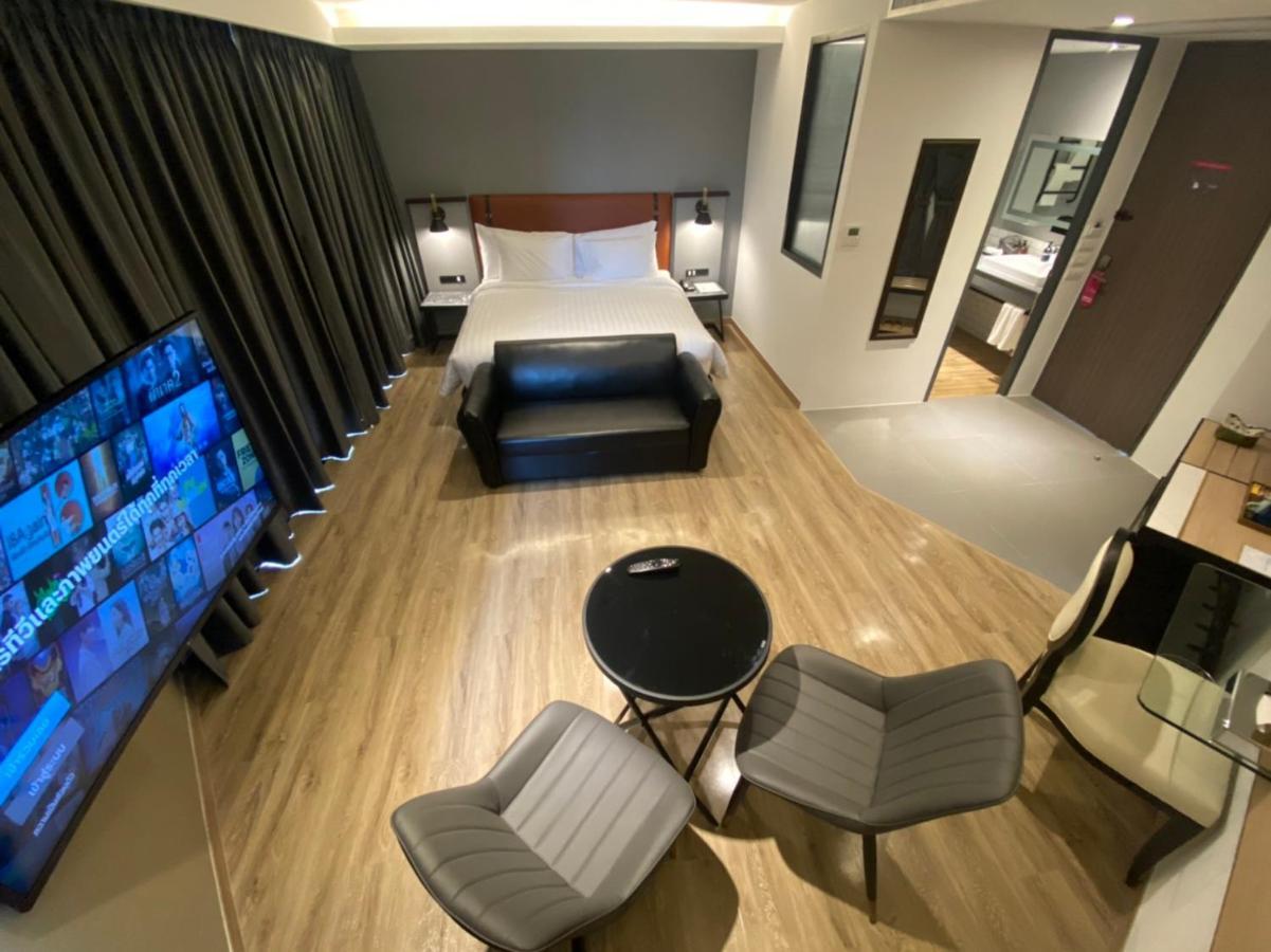 Hotel Scarlett Ban ba Ngan Luaran gambar
